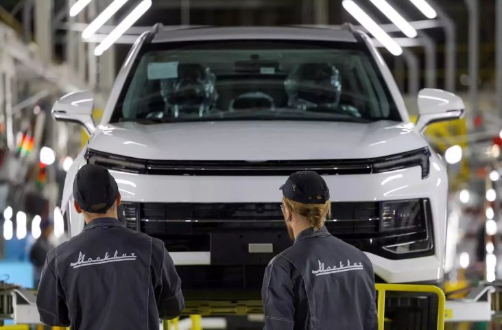 Joe Biden Melarang Mobil China kemudian Rusia Berseliweran di tempat Amerika Serikat