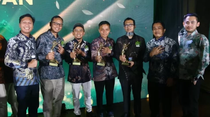 Inovasi Lingkungan juga Sosial Daerah Indonesia Timur Raih 4 PROPER Emas