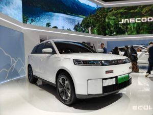 JAECOO J5 EV Langsung Tancap Gas pada IIMS 2025