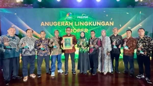 AQUA Konsisten terhadap Pengelolaan Lingkungan lalu Pemberdayaan Publik