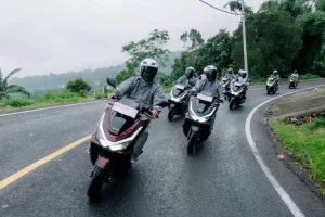 Bali di Genggaman: Honda PCX160 RoadSync Bikin Touring Makin Nyaman