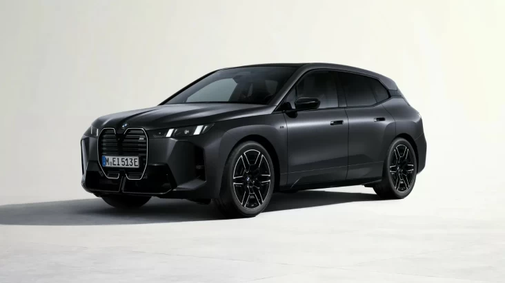 BMW iX M70 Diklaim Jadi Mobil Listrik Terbaik