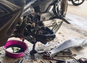 Tanda-tanda Mobil lalu Motor Pernah Diisi Pertamax Oplosan Pertamina