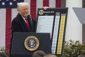 Donald Trump Ngamuk, Negeri Paman Sam Gebuk China dengan Tarif 104%