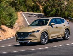 Mazda Turunkan Harga di GJAW 2025, Diskon Capai Rp140 Juta
