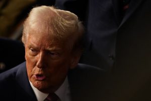 Trump Akui Kurangnya Tenaga Terampil di AS, Dikritik Pendukung MAGA