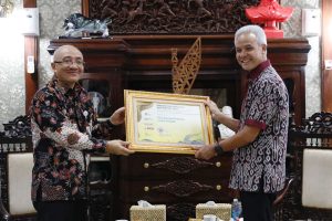 Pemprov Jawa Tengah Dapat Penghargaan Pionir Pemberdayaan Ekonomi