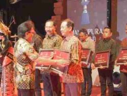 Bupati Badung Beri Penghargaan Mangupura Award, Festival Inovasi, dan Adi Karya Nugraha 2025