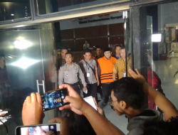 Albertinus Napitupulu Ditahan KPK, Dipecat dan Dinonaktifkan