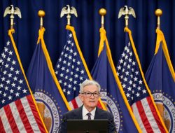 Fed beri isyarat jeda kenaikan suku bunga
