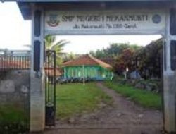 SMPN 1 Mekarmukti: Pilar Pendidikan Garut Selatan