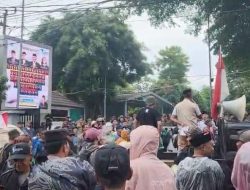 Warga Serpong Demo, Minta TPA Cipeucang Dibuka dan Sampah Dikelola