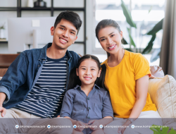 Parenting Zaman Now: Mengasuh Anak dengan Bijak, Hangat, dan Fleksibel