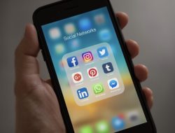 Komdigi Perketat Penggunaan Media Sosial untuk Anak Mulai Maret 2026