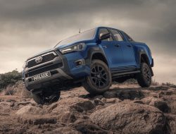 Toyota Land Cruiser 2025: SUV Mewah dengan Performa Hebat