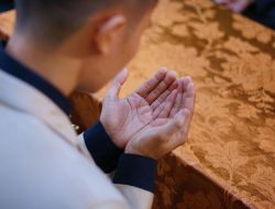 Doa Tahun Baru dan Akhir Tahun Lengkap dengan Latin dan Terjemahan