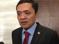 Setelah Eggi Sudjana dan Jokowi Berdamai, Ketua Komisi III DPR Harap Kasus Ijazah Selesai dengan Damai