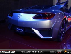 Honda PCX 160 RoadSync 2026: Skutik Mewah, Nyaman, dan Praktis untuk Harian!