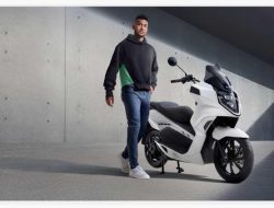 Kawasaki Z400 X: Motor Ringan dengan Performa Mumpuni di Indonesia