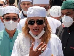 Pengakuan Bahar Bin Smith: Bantah aniaya Banser, Sebut Justru Lerai Massa