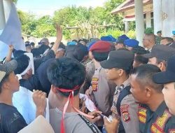 DPRK Aceh Singkil Setujui Interpelasi Bupati Safriadi Atas Tekanan Massa