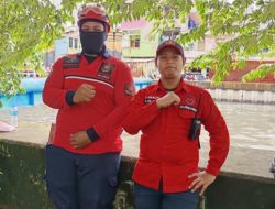 Kisah perjuangan pemuda relawan damkar Jakarta di tengah bencana