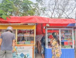 Wahyuni Jual Kue Takjil Murah Rp 1.000 di Gorontalo Saat Ramadan