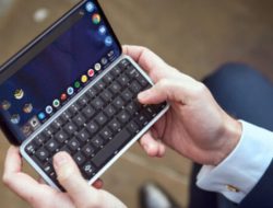 Saga Dua Tahun Astro Slide 5G: HP dengan Keyboard Fisik Penuh Drama dan Penundaan