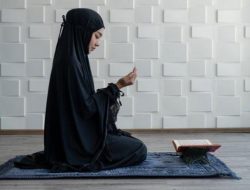 Waktu Terbaik Sholat Dhuha 2 Rakaat Saat Ramadhan 2026: Niat, Doa, dan Dzikir Lengkap