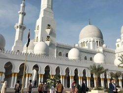 5 Masjid Ikonik Solo untuk Wisata Religi dan Arsitektur Menakjubkan