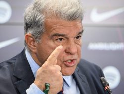 Laporta Kritik Pedas Flick, Xavi Bereaksi