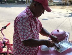 Kisah Edi, Pedagang Siomay yang Mudik 130 KM dengan Sandal dan Rp40 Ribu