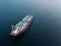 Kapal Militer di Selat Hormuz: Pelanggaran Gencatan