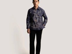5 rekomendasi batik pria premium untuk tampil elegan di kondangan