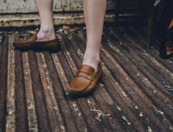 4 Sepatu Wajib untuk Pria 30-an, Catat!