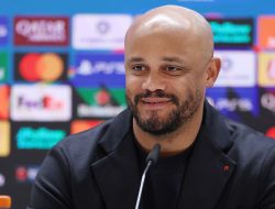 Vincent Kompany Jadi Sorotan Saat CEO Bayern Munich Puji Pelatih Ini