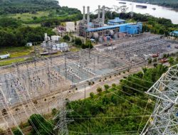 Trafo Raksasa PLN UIP JBTB Melintas dari Tanjung Perak untuk Pembangunan GISTET 500 kV Waru
